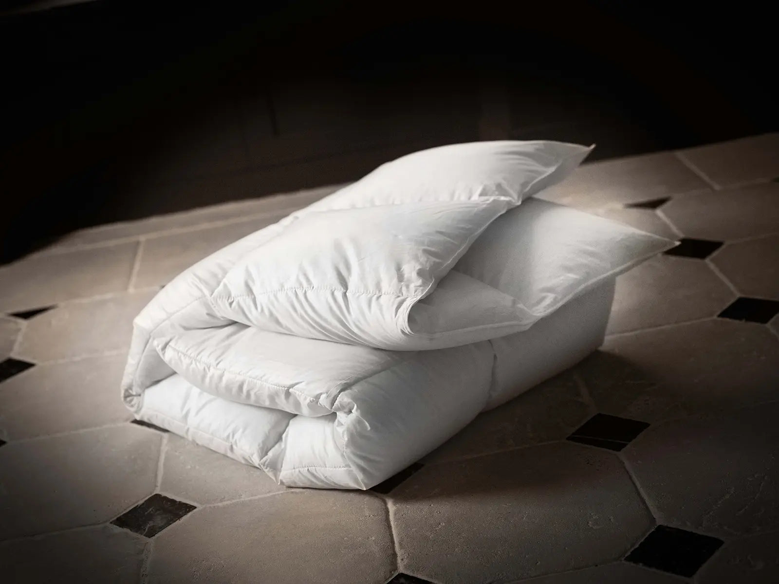 Couette tempérée duvet d'oie Impérial 70%-1